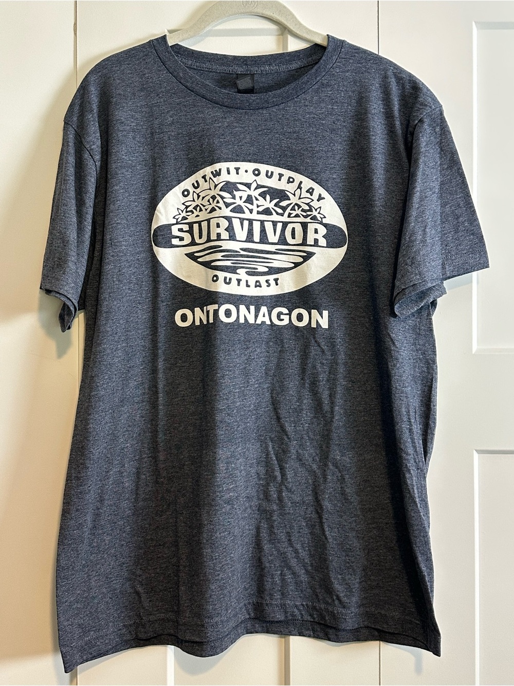 Survivor Ontonagon Graphic Tee - Charcoal Gray